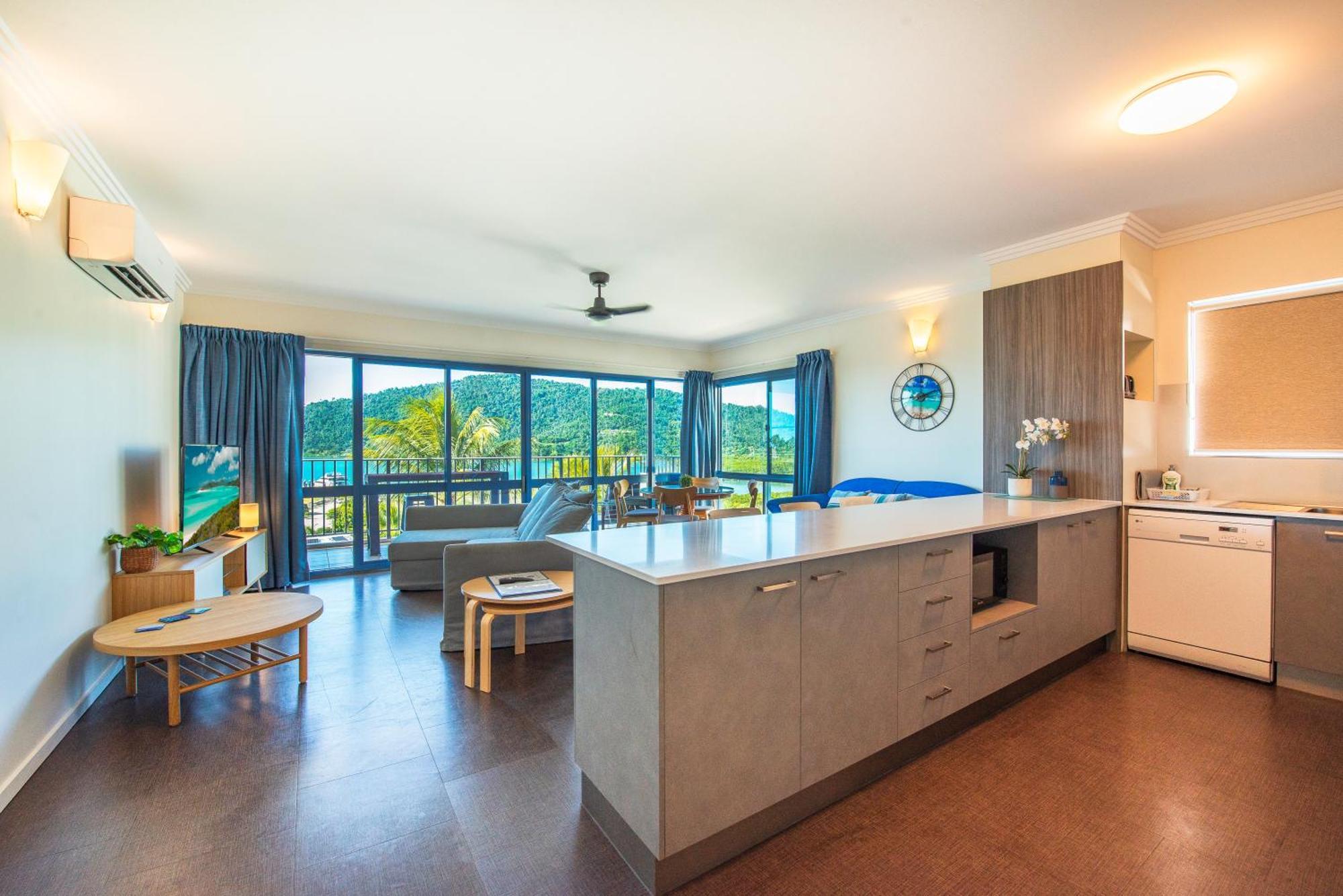 Coral Sea Vista Apartments Airlie Beach Luaran gambar