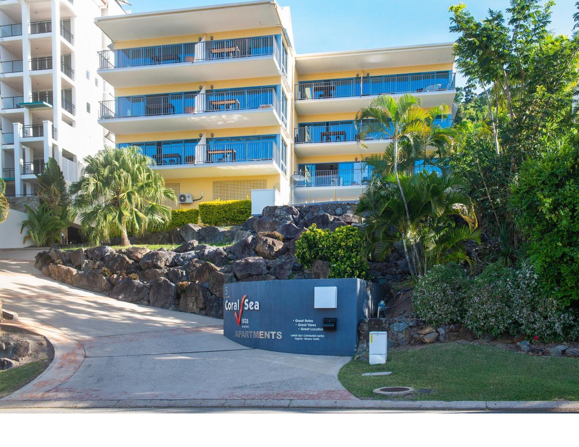 Coral Sea Vista Apartments Airlie Beach Luaran gambar
